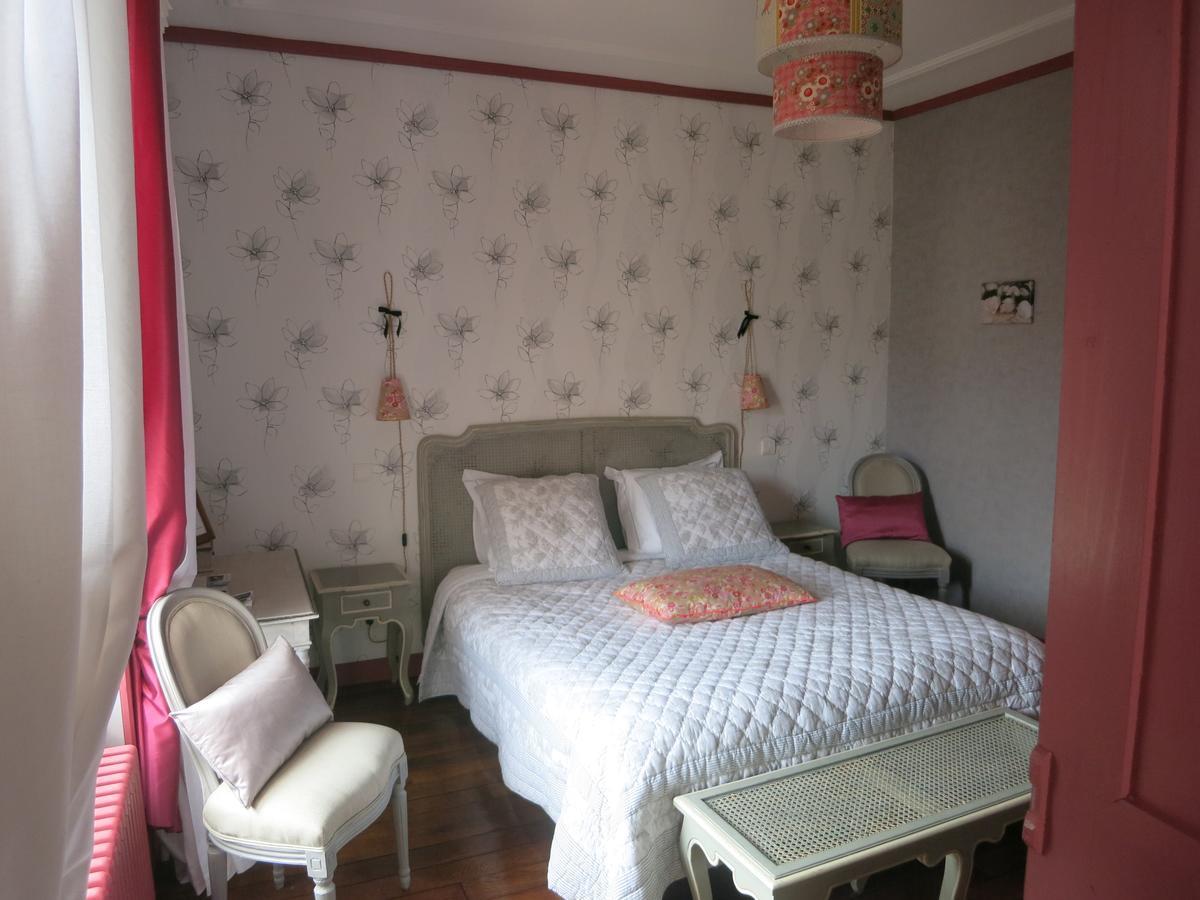 Hôtel Les Jardins de Lily à Saint-Léonard-de-Noblat Extérieur photo