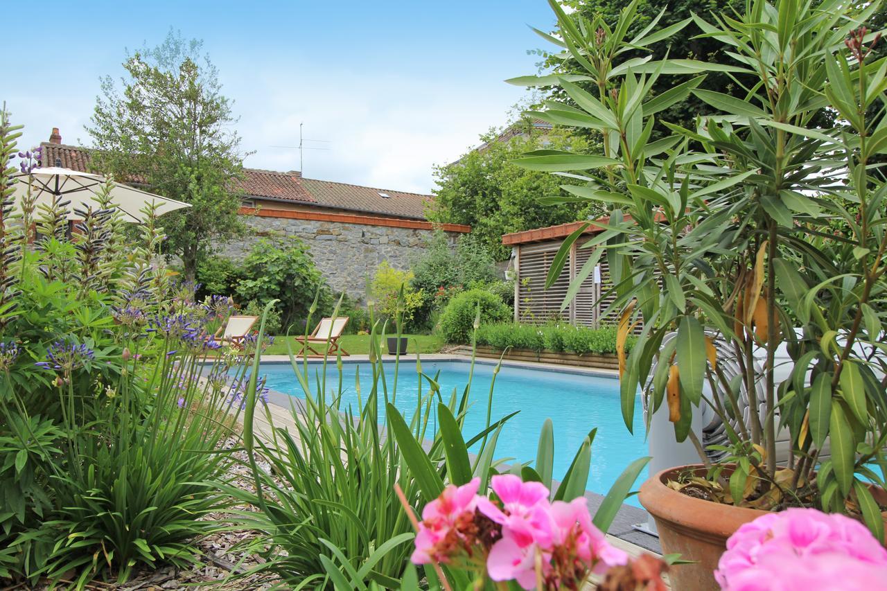 Hôtel Les Jardins de Lily à Saint-Léonard-de-Noblat Extérieur photo